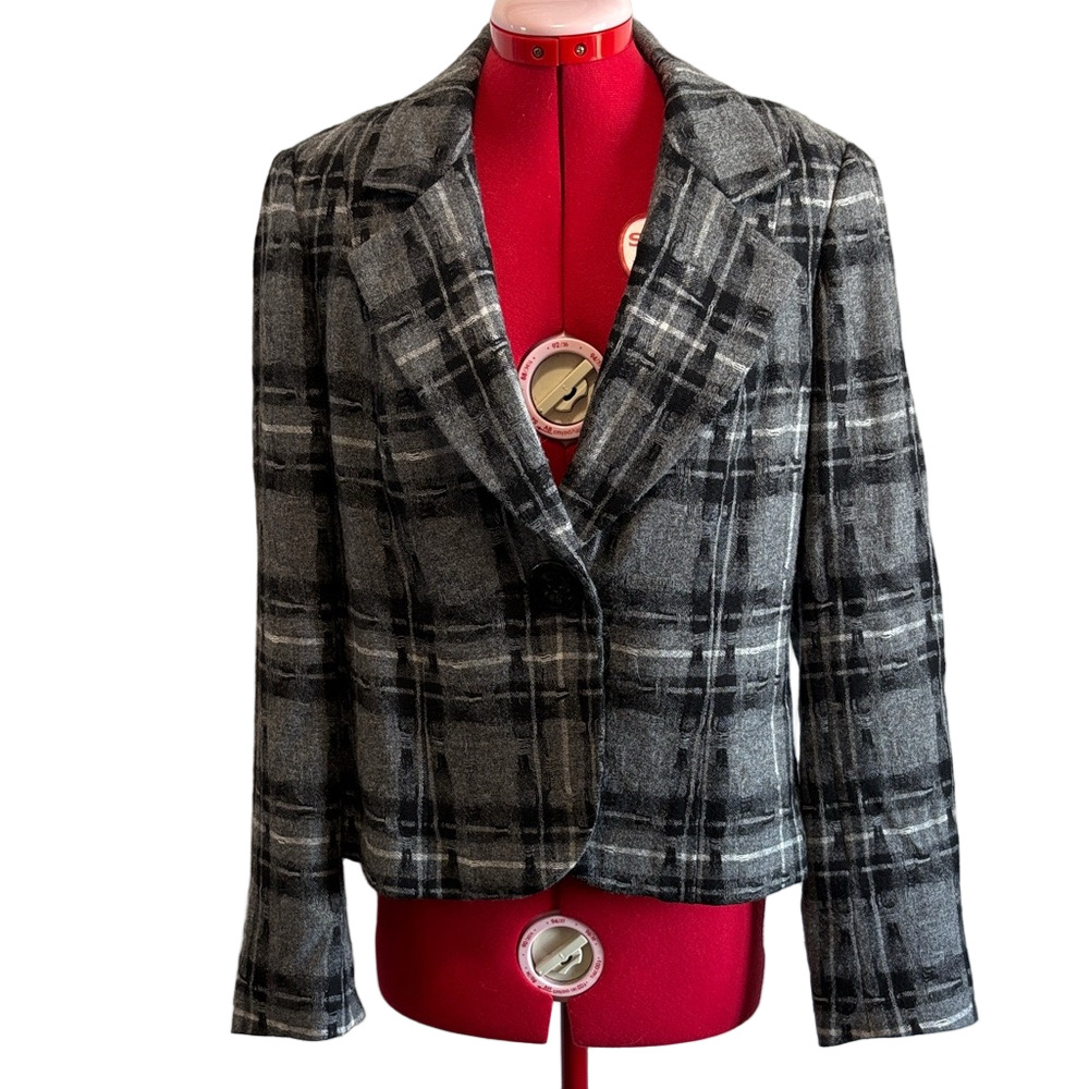 Tribal Black and Gray Plaid Blazer MM381